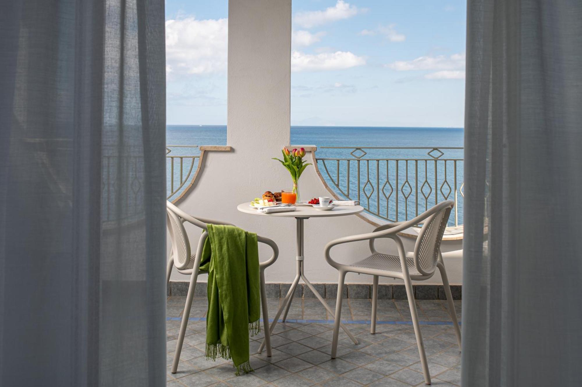 Casamicciola Terme Hotel La Madonnina מראה חיצוני תמונה